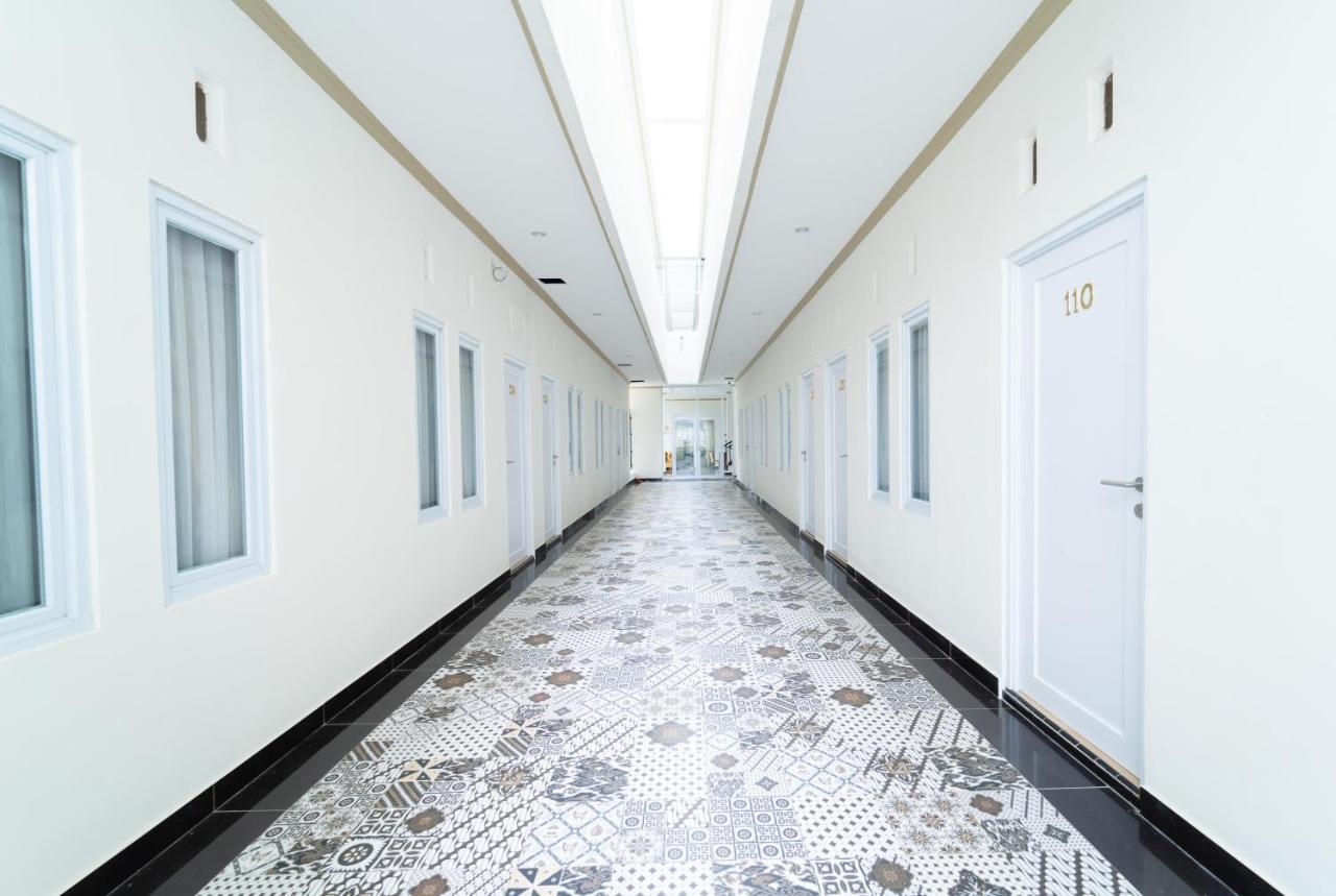 Reddoorz Near Griya Agung Palembang Hotel Talang Kelapa Екстериор снимка