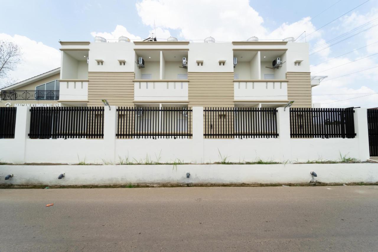 Reddoorz Near Griya Agung Palembang Hotel Talang Kelapa Екстериор снимка
